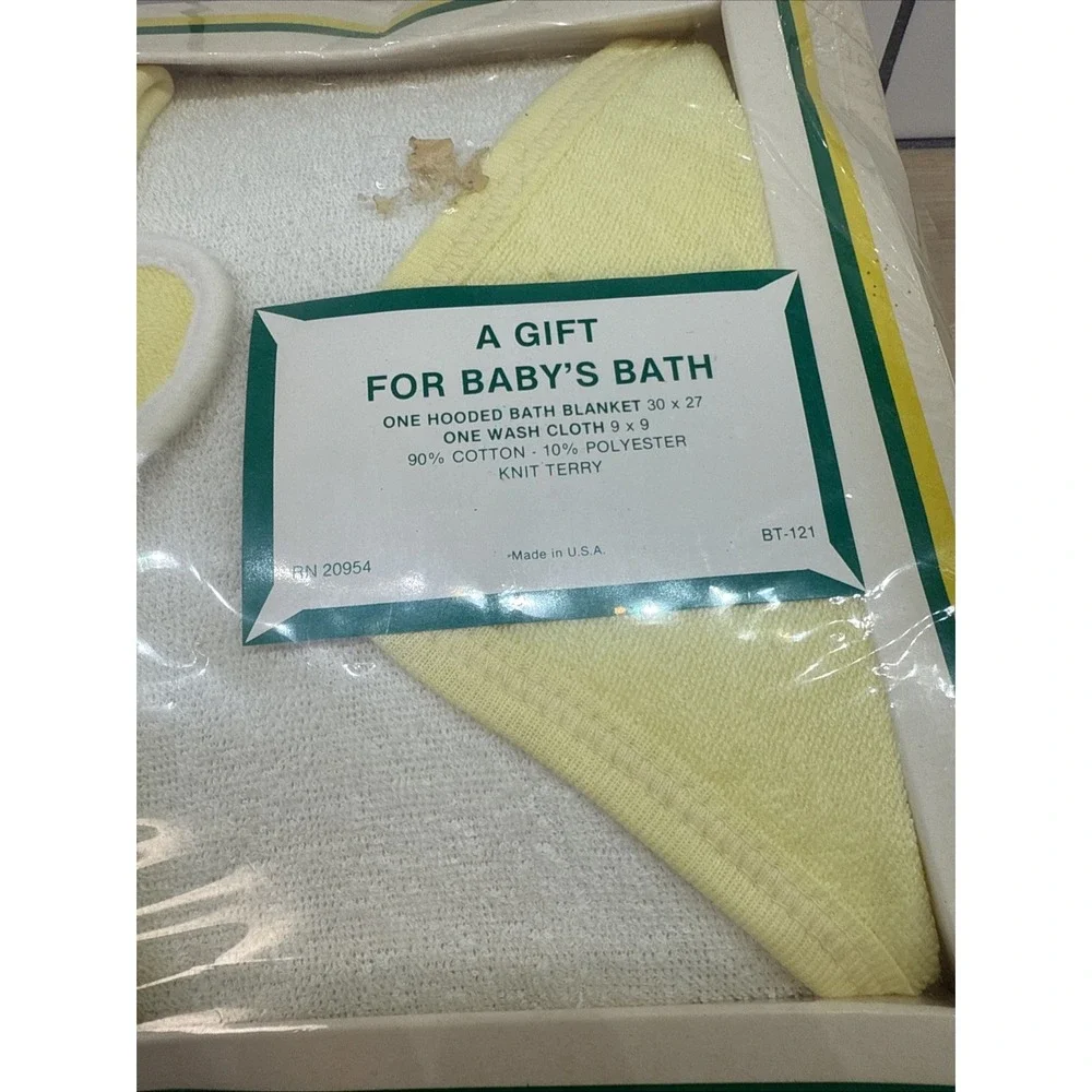 Vintage Infants Gift Set Hooded Blanket & Wash Cloth Made USA New In Box BUNNY *